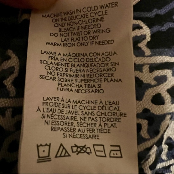 CAbi #5116 Resort Romper Halter Shorts NWOT Medium Navy White Black Stretchy - Picture 8 of 10